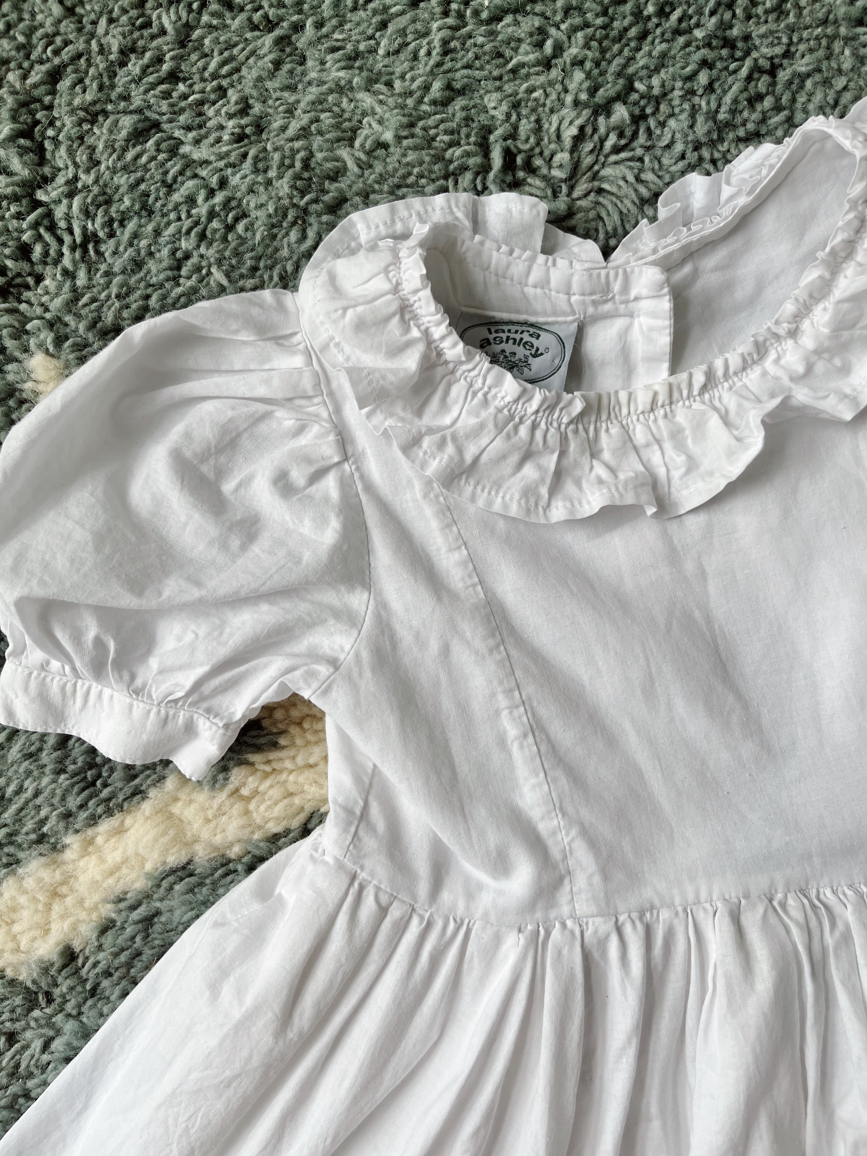 Vintage Laura Ashley white dream dress - 3-5 years - made in Great Britain