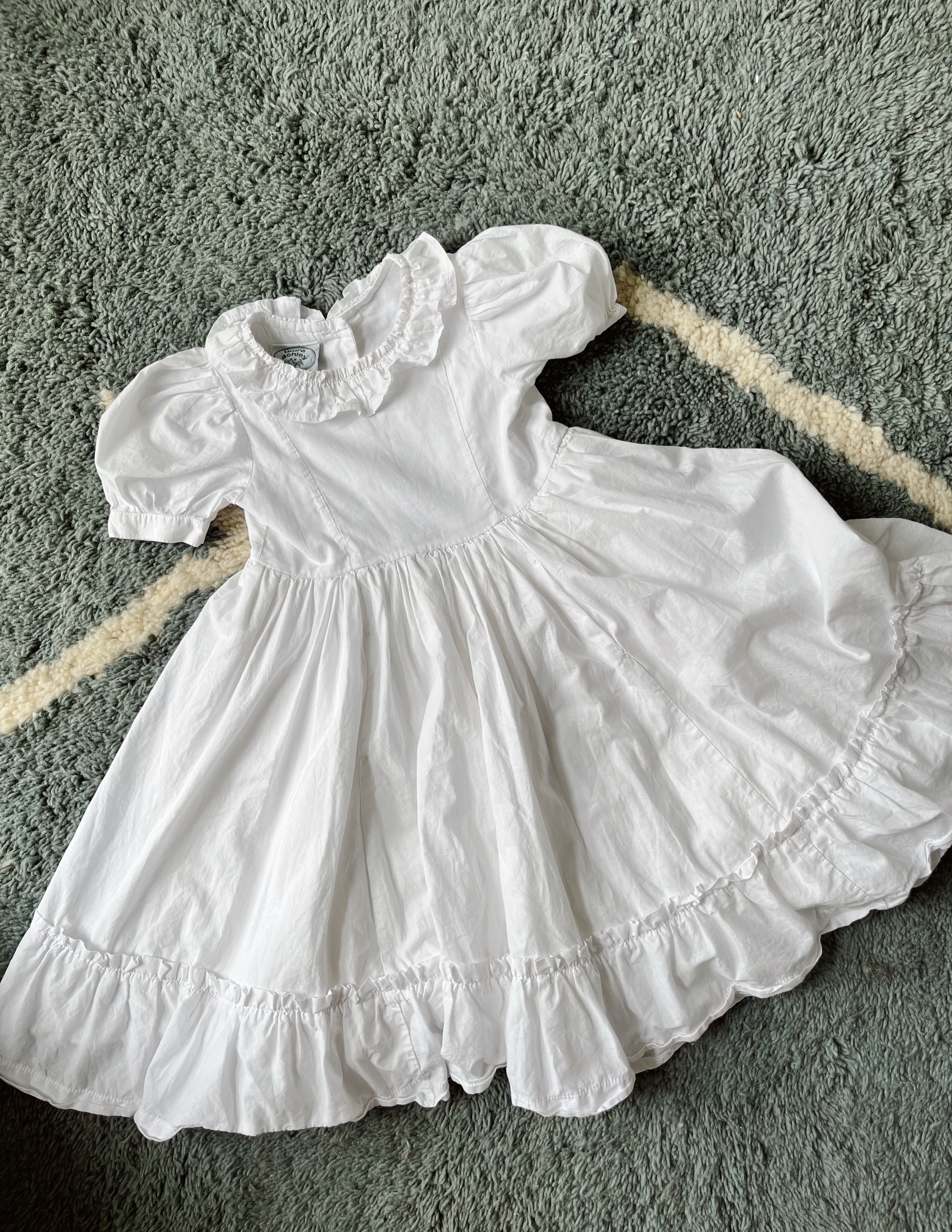 Vintage Laura Ashley white dream dress - 3-5 years - made in Great Britain