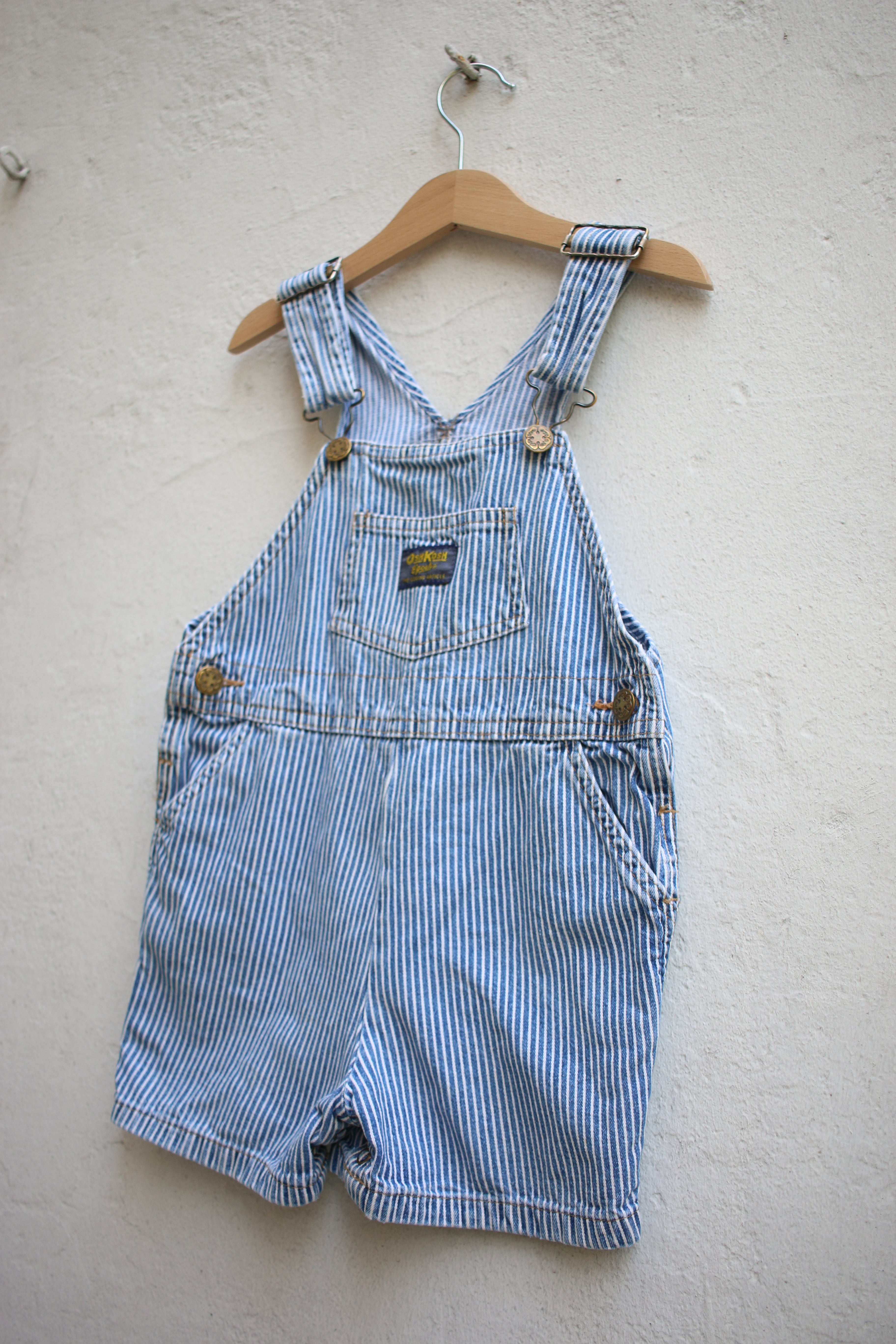Vintage OshKosh striped overalls - size 4 years - assembled in El Salvador