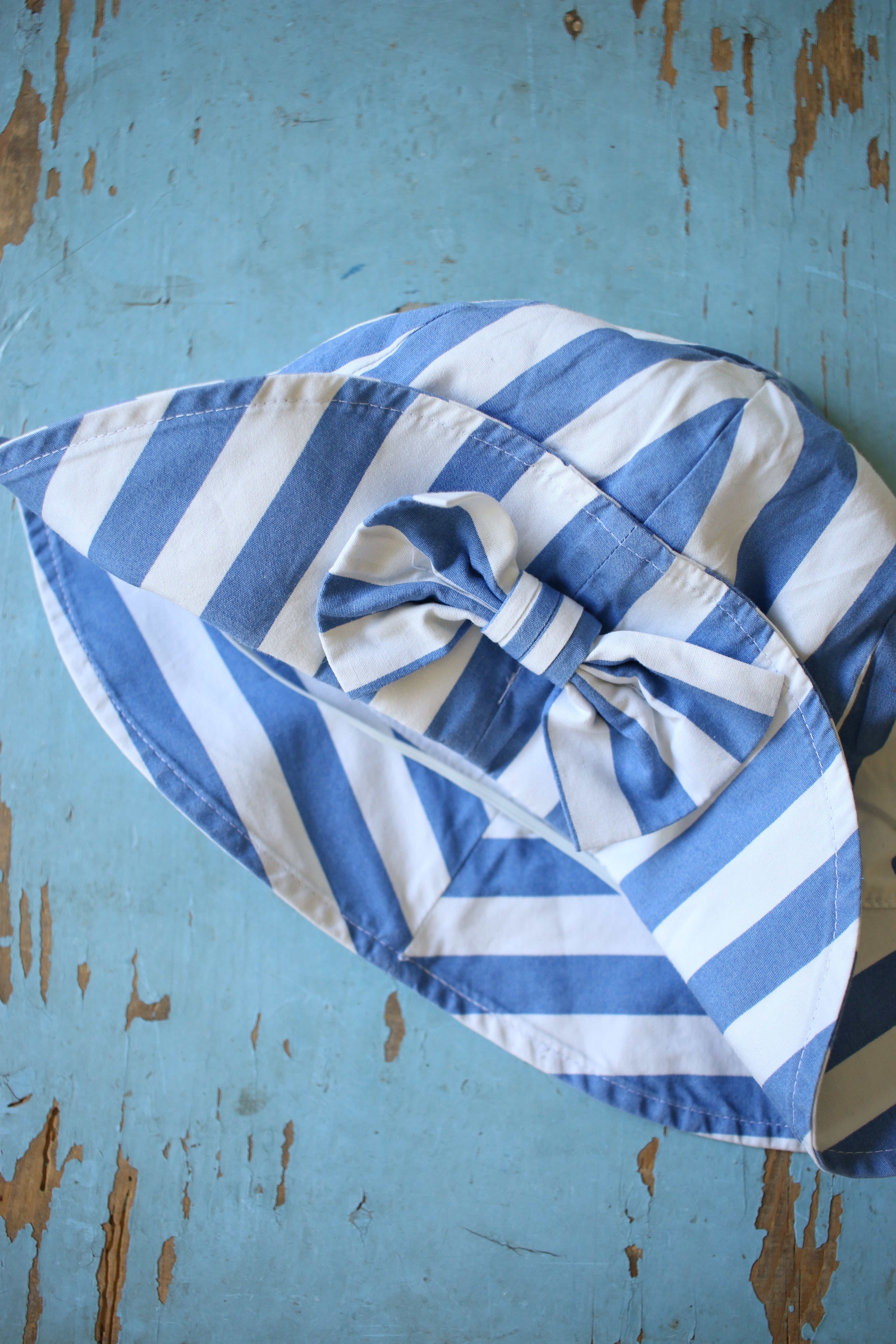 Vintage Bonpoint Bucket Hat - size 1-2 years