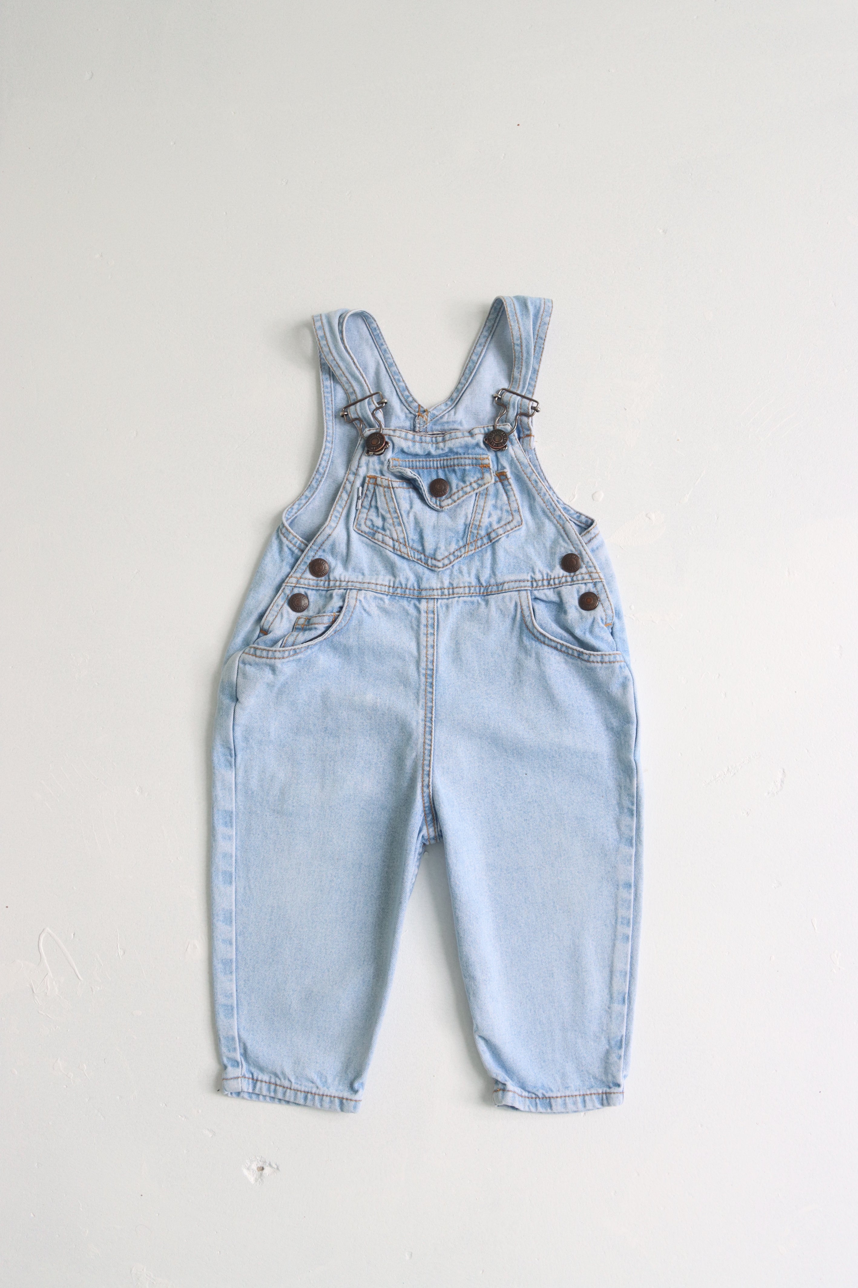 Vintage Levi's lightwash overalls - size 9-18 months
