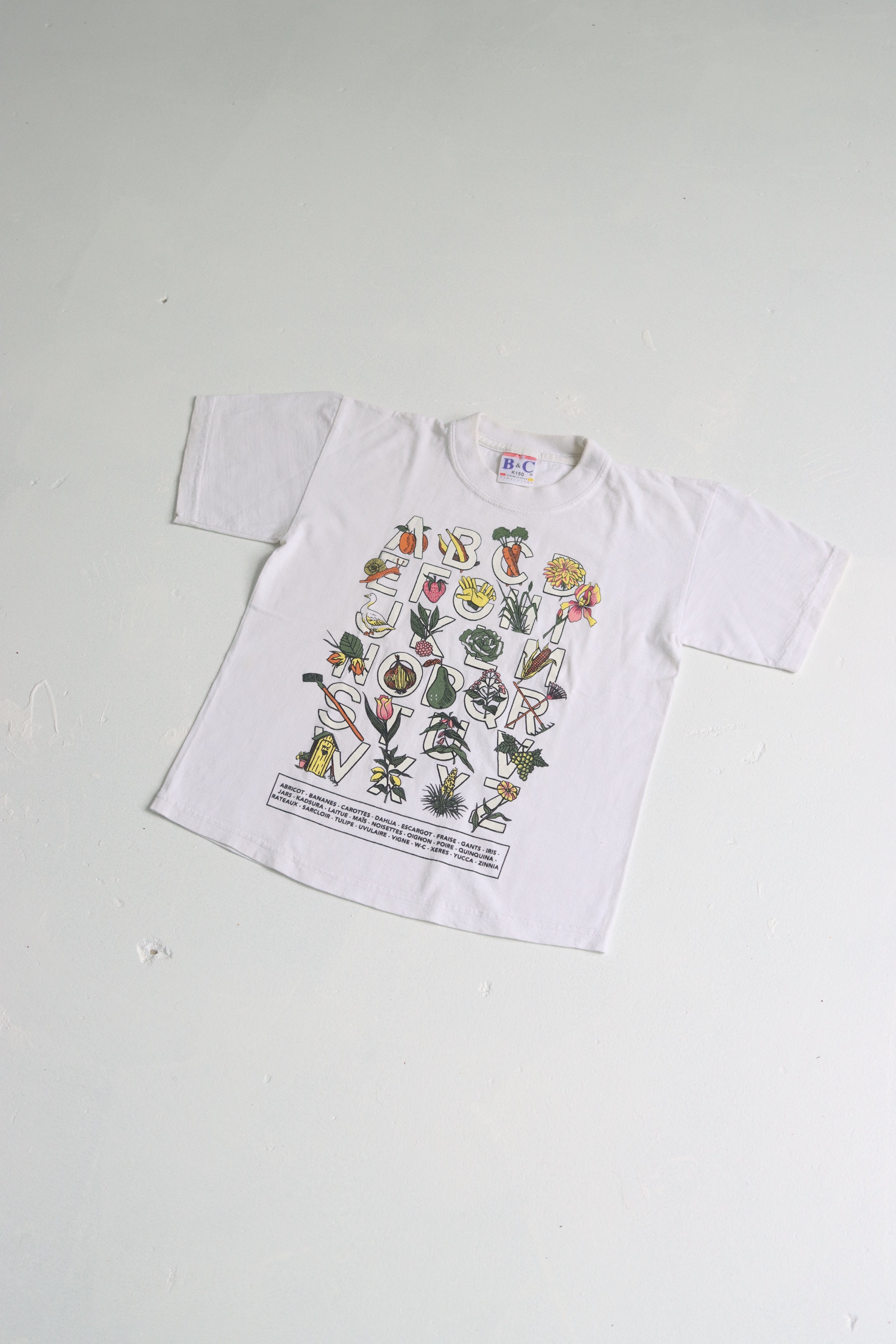 Vintage 90's French garden alphabet t-shirt - size 5/6 years