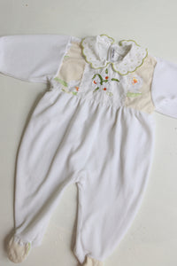 Vintage baby Dior one piece with floral detail - Size 12 months