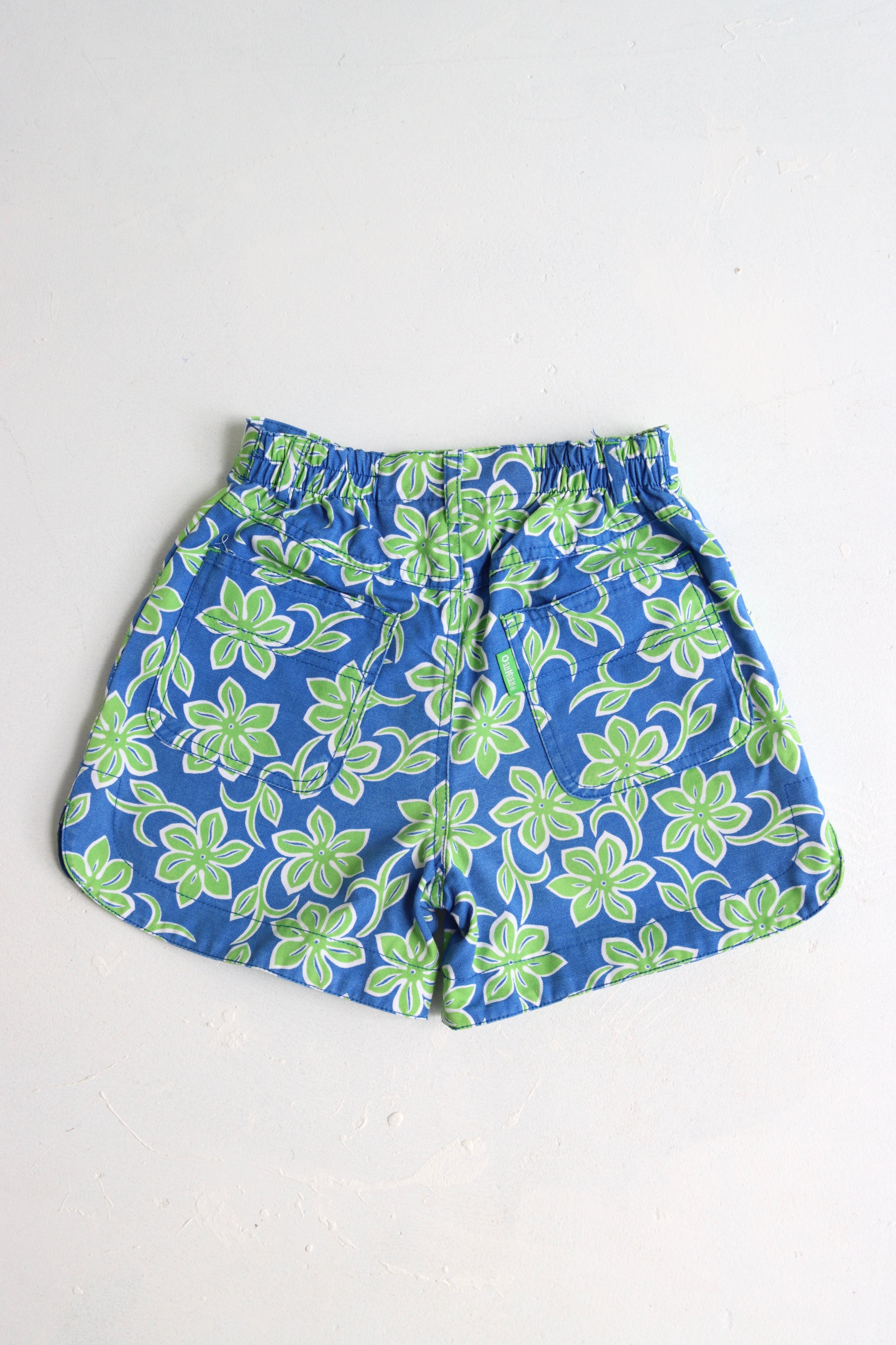 Vintage tropical green/blue floral OshKosh shorts - size 7/8 years
