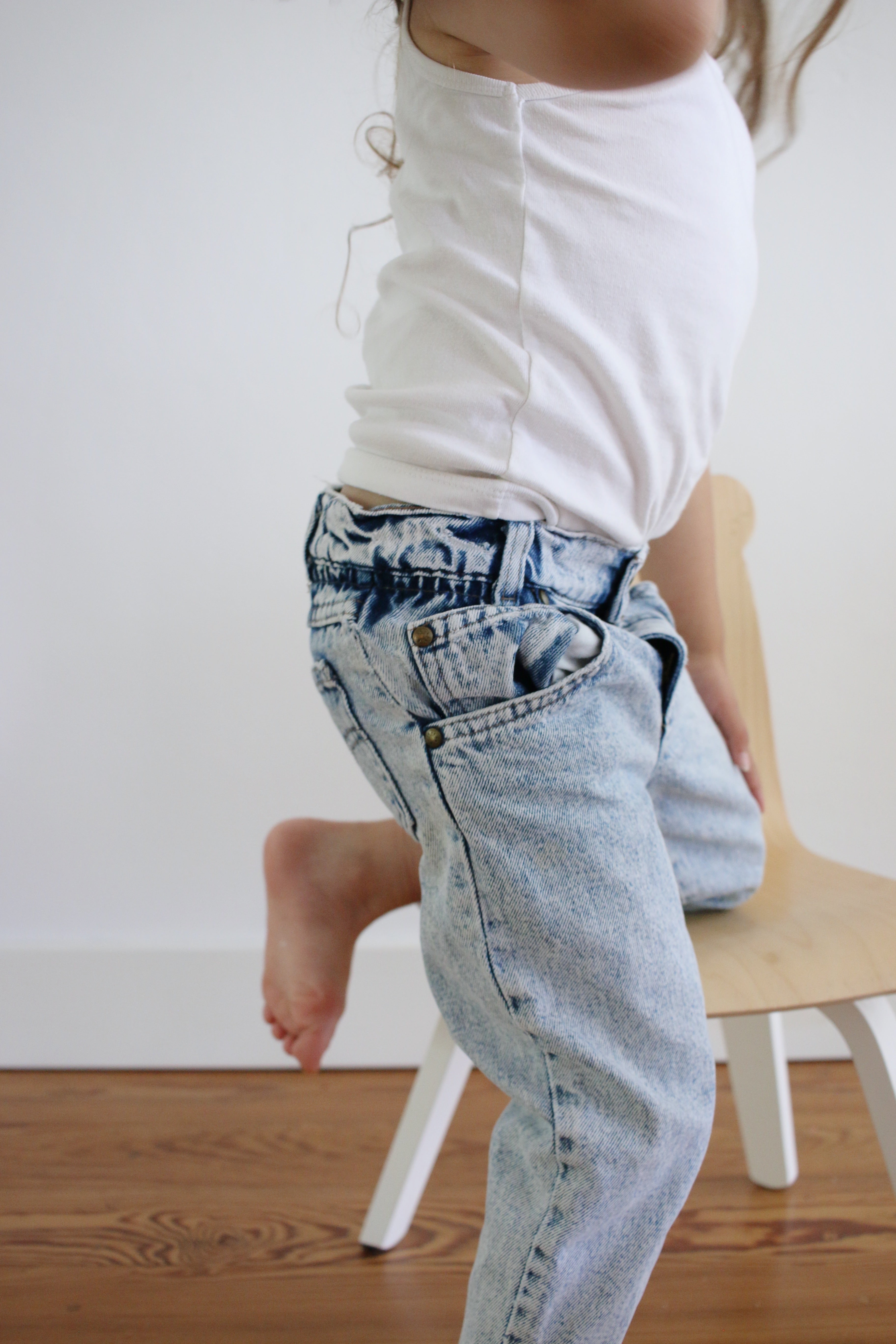 Vintage silver tab Levi light/acid wash jeans - size 3 years - made in USA