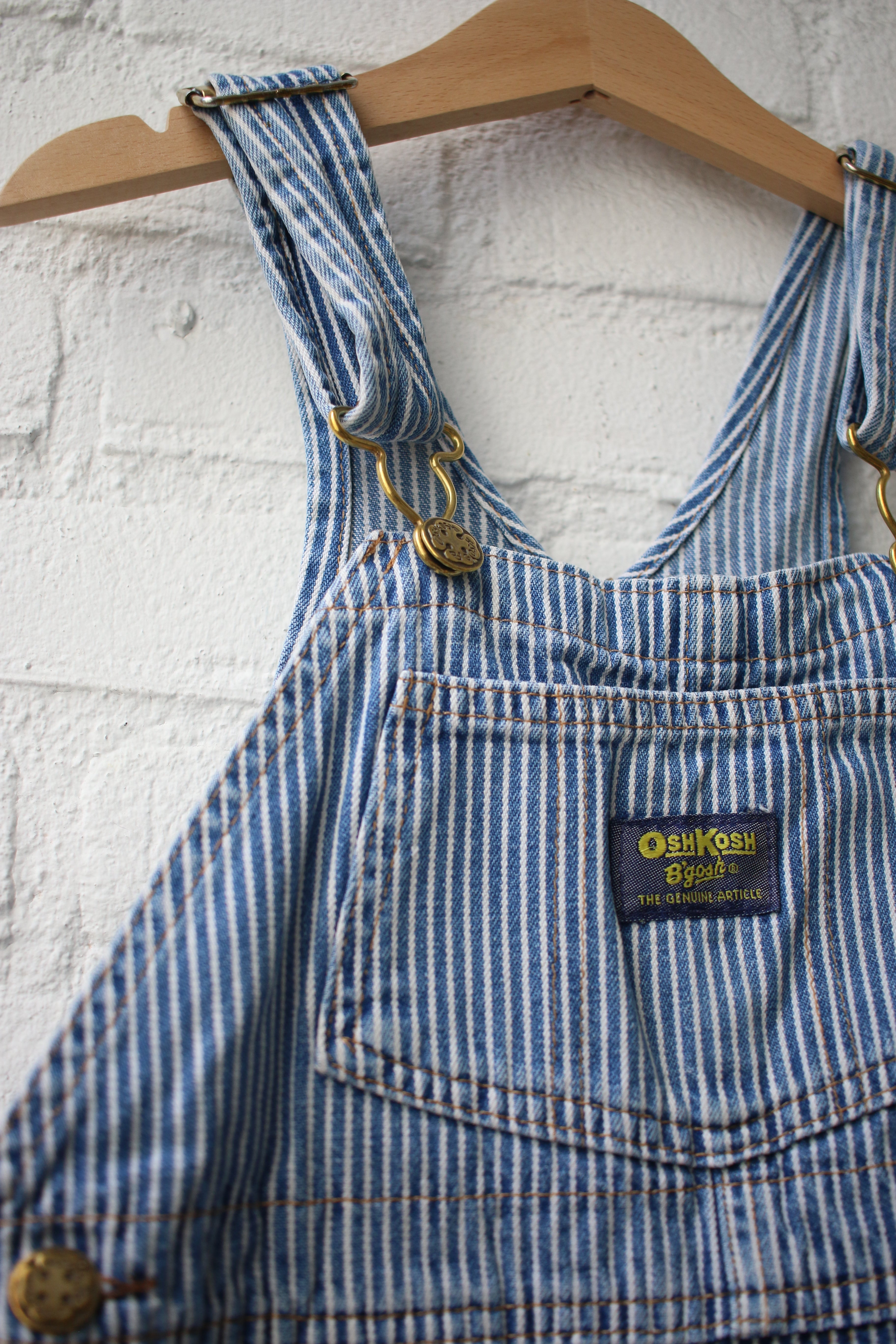 Vintage striped OshKosh overalls - size 4 years - made in Honduras